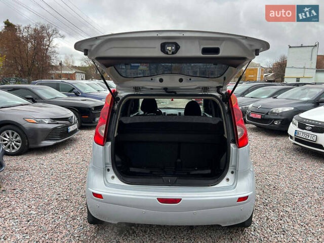 Сірий Ніссан Ноут, об'ємом двигуна 1.4 л та пробігом 173 тис. км за 5700 $, фото 8 на Automoto.ua
