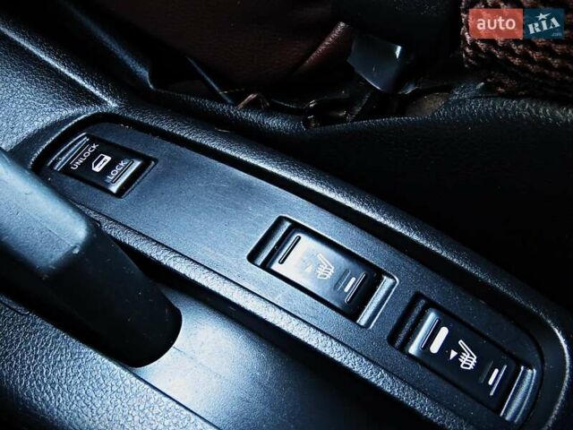 Серый Ниссан Ноут, объемом двигателя 1.6 л и пробегом 144 тыс. км за 7700 $, фото 13 на Automoto.ua