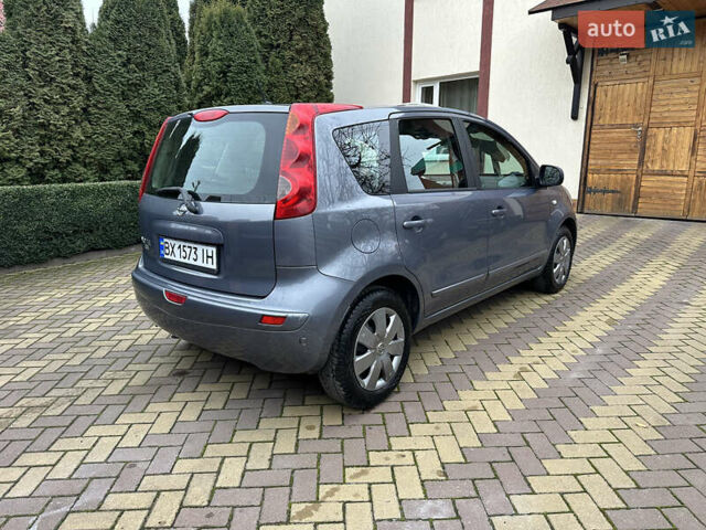 Сірий Ніссан Ноут, об'ємом двигуна 1.6 л та пробігом 190 тис. км за 7950 $, фото 5 на Automoto.ua