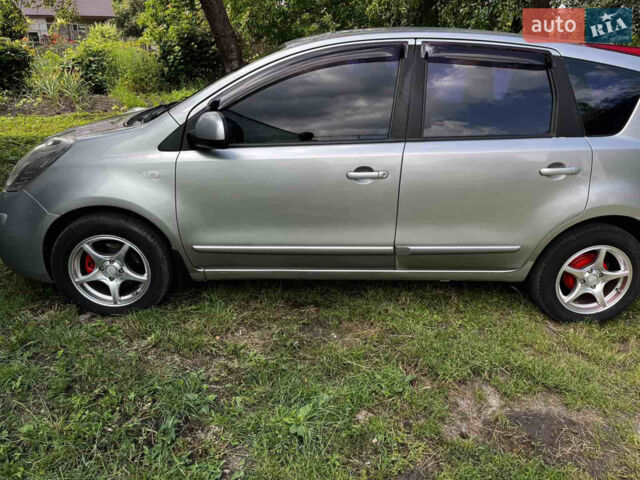 Сірий Ніссан Ноут, об'ємом двигуна 1.6 л та пробігом 275 тис. км за 5500 $, фото 10 на Automoto.ua