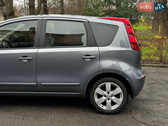 Сірий Ніссан Ноут, об'ємом двигуна 1.6 л та пробігом 127 тис. км за 5890 $, фото 10 на Automoto.ua