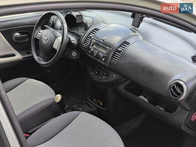 Сірий Ніссан Ноут, об'ємом двигуна 1.4 л та пробігом 293 тис. км за 5100 $, фото 25 на Automoto.ua