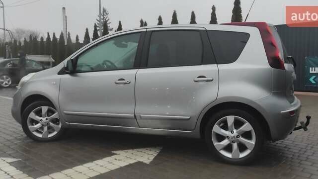 Серый Ниссан Ноут, объемом двигателя 1.6 л и пробегом 218 тыс. км за 6700 $, фото 4 на Automoto.ua