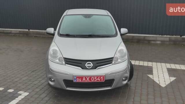 Серый Ниссан Ноут, объемом двигателя 1.6 л и пробегом 218 тыс. км за 6700 $, фото 8 на Automoto.ua
