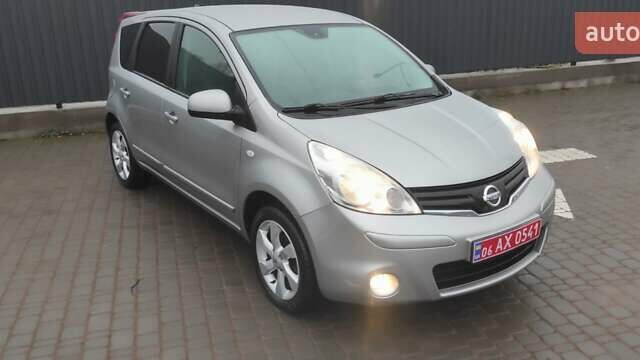 Серый Ниссан Ноут, объемом двигателя 1.6 л и пробегом 218 тыс. км за 6700 $, фото 29 на Automoto.ua