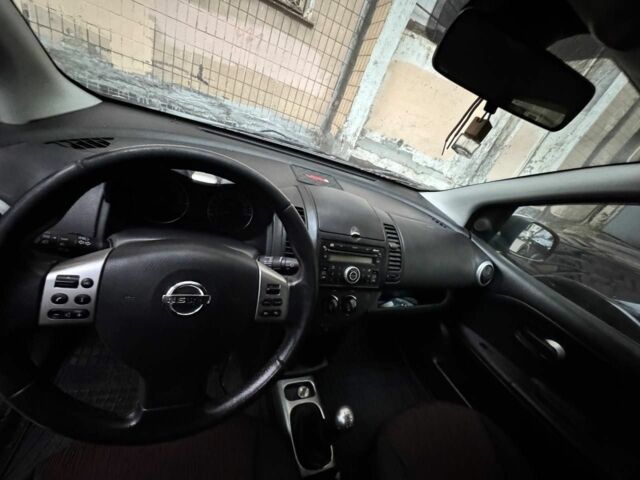Сірий Ніссан Ноут, об'ємом двигуна 1.8 л та пробігом 298 тис. км за 5500 $, фото 3 на Automoto.ua