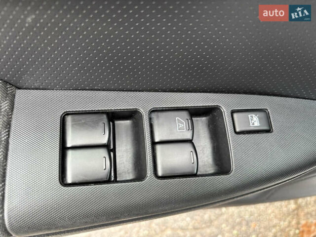 Ніссан Ноут 2009 у Хороле на Automoto.ua Сірий Ніссан Ноут, об'ємом двигуна 0 л та пробігом 214 тис. км за 5650 $, фото 23 на Automoto.ua