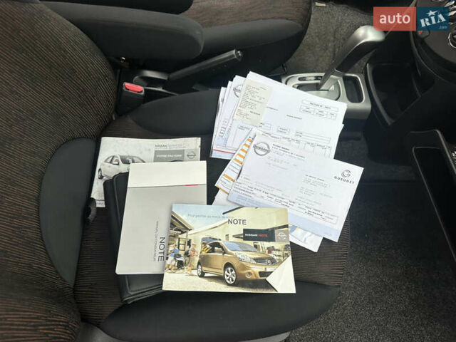 Сірий Ніссан Ноут, об'ємом двигуна 1.6 л та пробігом 173 тис. км за 7999 $, фото 40 на Automoto.ua