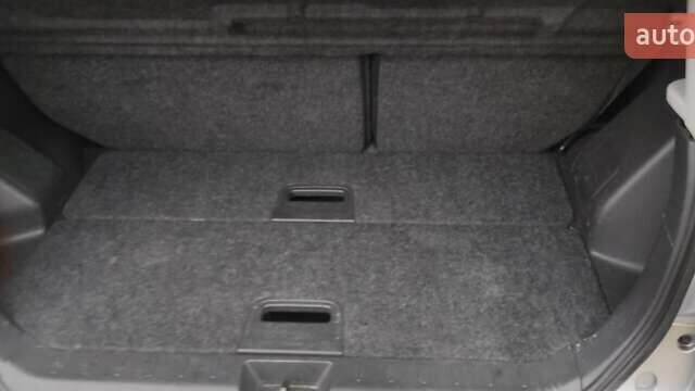 Серый Ниссан Ноут, объемом двигателя 1.6 л и пробегом 218 тыс. км за 6700 $, фото 33 на Automoto.ua