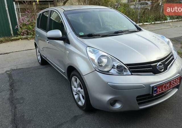 Серый Ниссан Ноут, объемом двигателя 1.4 л и пробегом 171 тыс. км за 6300 $, фото 1 на Automoto.ua