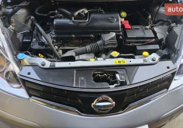 Серый Ниссан Ноут, объемом двигателя 1.4 л и пробегом 171 тыс. км за 6300 $, фото 7 на Automoto.ua