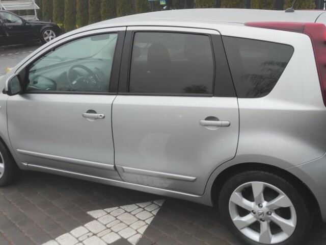 Серый Ниссан Ноут, объемом двигателя 1.6 л и пробегом 219 тыс. км за 6700 $, фото 6 на Automoto.ua