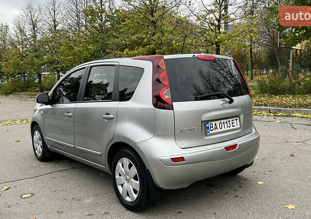 Ніссан Ноут 2009 у Умани на Automoto.ua Сірий Ніссан Ноут, об'ємом двигуна 1.6 л та пробігом 178 тис. км за 6400 $, фото 25 на Automoto.ua