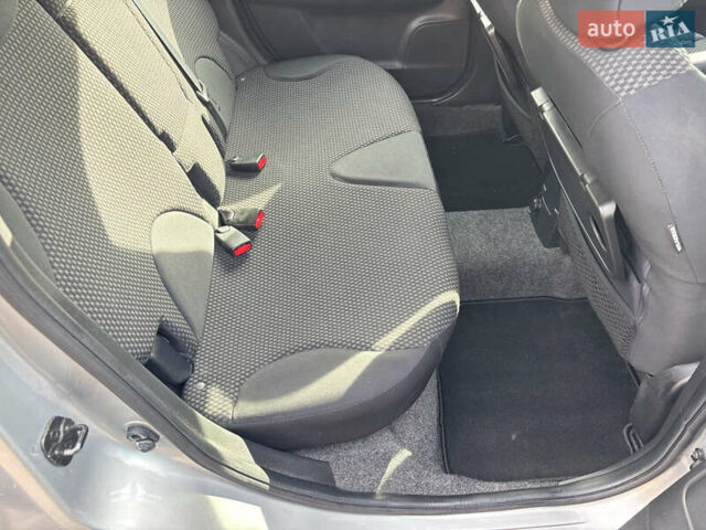 Ніссан Ноут 2009 у Хороле на Automoto.ua Сірий Ніссан Ноут, об'ємом двигуна 0 л та пробігом 214 тис. км за 5650 $, фото 33 на Automoto.ua