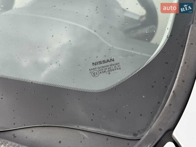 Серый Ниссан Ноут, объемом двигателя 1.4 л и пробегом 210 тыс. км за 5850 $, фото 22 на Automoto.ua