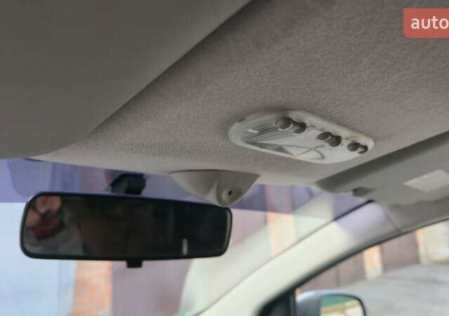 Серый Ниссан Ноут, объемом двигателя 1.4 л и пробегом 171 тыс. км за 6300 $, фото 13 на Automoto.ua