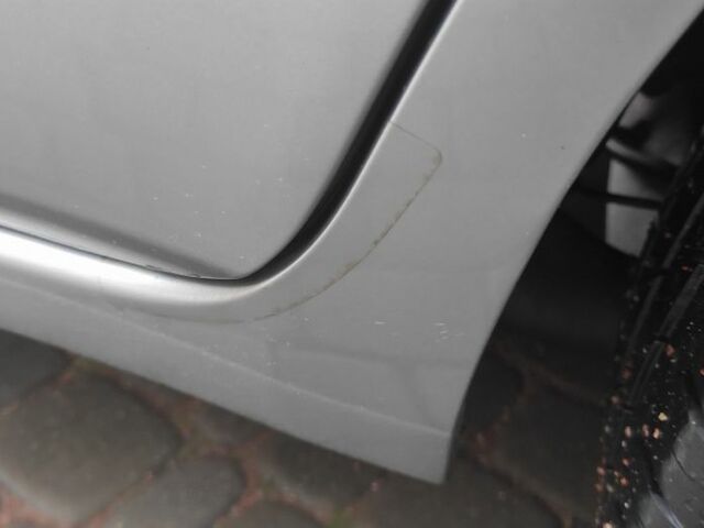 Серый Ниссан Ноут, объемом двигателя 1.6 л и пробегом 219 тыс. км за 6700 $, фото 7 на Automoto.ua