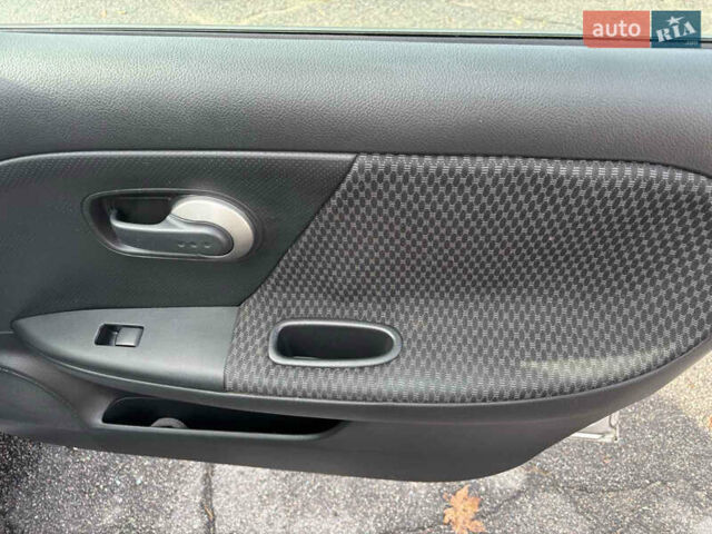 Ніссан Ноут 2009 у Хороле на Automoto.ua Сірий Ніссан Ноут, об'ємом двигуна 0 л та пробігом 214 тис. км за 5650 $, фото 39 на Automoto.ua