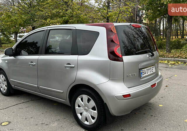 Ніссан Ноут 2009 у Умани на Automoto.ua Сірий Ніссан Ноут, об'ємом двигуна 1.6 л та пробігом 178 тис. км за 6400 $, фото 14 на Automoto.ua