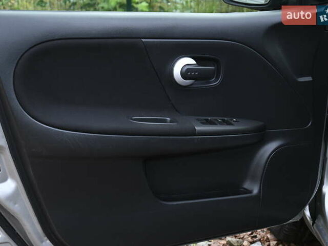 Серый Ниссан Ноут, объемом двигателя 1.4 л и пробегом 194 тыс. км за 5899 $, фото 18 на Automoto.ua