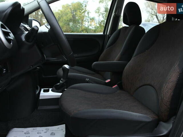 Серый Ниссан Ноут, объемом двигателя 1.4 л и пробегом 194 тыс. км за 5899 $, фото 21 на Automoto.ua