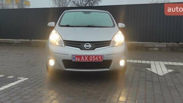 Серый Ниссан Ноут, объемом двигателя 1.6 л и пробегом 218 тыс. км за 6700 $, фото 25 на Automoto.ua