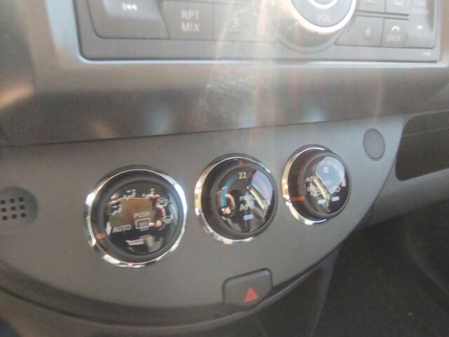 Серый Ниссан Ноут, объемом двигателя 0 л и пробегом 18 тыс. км за 3800 $, фото 12 на Automoto.ua