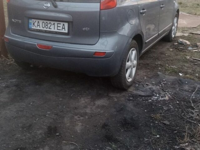 Сірий Ніссан Ноут, об'ємом двигуна 1.5 л та пробігом 198 тис. км за 5600 $, фото 2 на Automoto.ua