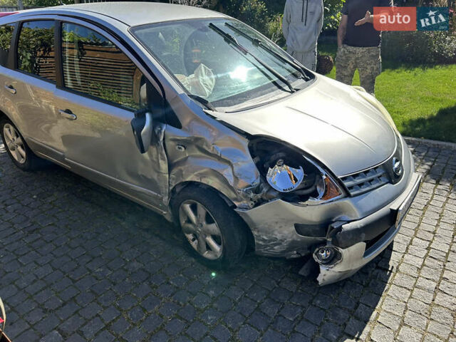 Сірий Ніссан Ноут, об'ємом двигуна 1.46 л та пробігом 270 тис. км за 2100 $, фото 10 на Automoto.ua