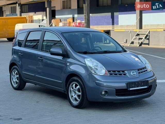 Сірий Ніссан Ноут, об'ємом двигуна 1.6 л та пробігом 198 тис. км за 5850 $, фото 3 на Automoto.ua
