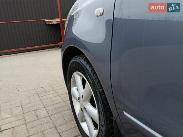 Сірий Ніссан Ноут, об'ємом двигуна 1.5 л та пробігом 220 тис. км за 4850 $, фото 9 на Automoto.ua