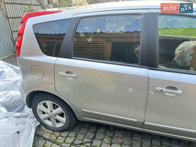 Сірий Ніссан Ноут, об'ємом двигуна 1.46 л та пробігом 270 тис. км за 2100 $, фото 17 на Automoto.ua