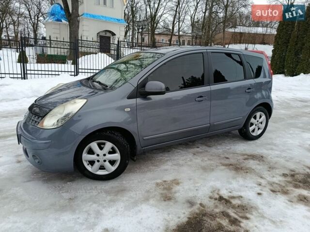 Серый Ниссан Ноут, объемом двигателя 1.5 л и пробегом 250 тыс. км за 4950 $, фото 1 на Automoto.ua
