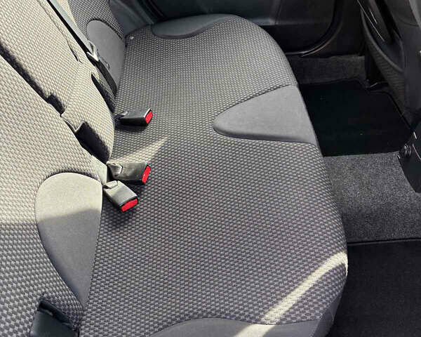 Ніссан Ноут 2009 у Хороле на Automoto.ua Сірий Ніссан Ноут, об'ємом двигуна 0 л та пробігом 214 тис. км за 5650 $, фото 35 на Automoto.ua