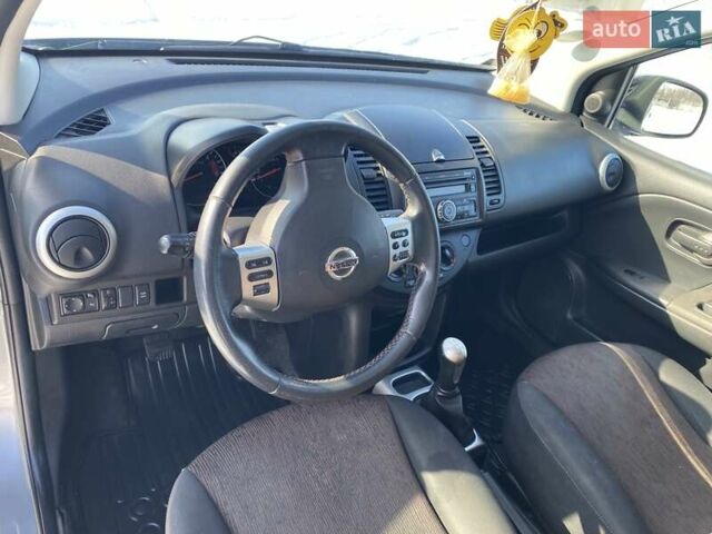 Серый Ниссан Ноут, объемом двигателя 1.39 л и пробегом 200 тыс. км за 6000 $, фото 18 на Automoto.ua