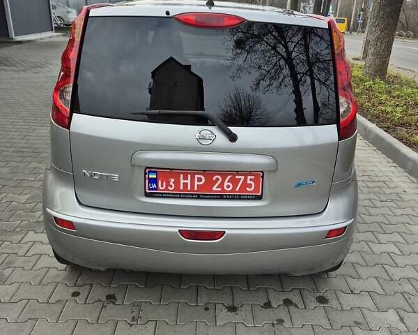 Серый Ниссан Ноут, объемом двигателя 1.4 л и пробегом 187 тыс. км за 5999 $, фото 10 на Automoto.ua