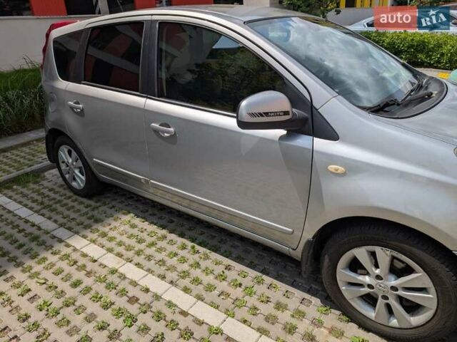 Серый Ниссан Ноут, объемом двигателя 1.6 л и пробегом 246 тыс. км за 6900 $, фото 14 на Automoto.ua