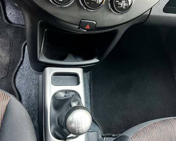 Сірий Ніссан Ноут, об'ємом двигуна 1.6 л та пробігом 159 тис. км за 6700 $, фото 19 на Automoto.ua