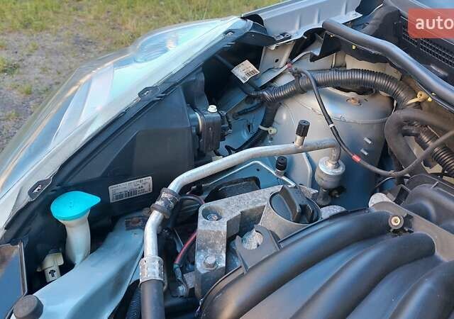 Сірий Ніссан Ноут, об'ємом двигуна 1.6 л та пробігом 183 тис. км за 5750 $, фото 43 на Automoto.ua