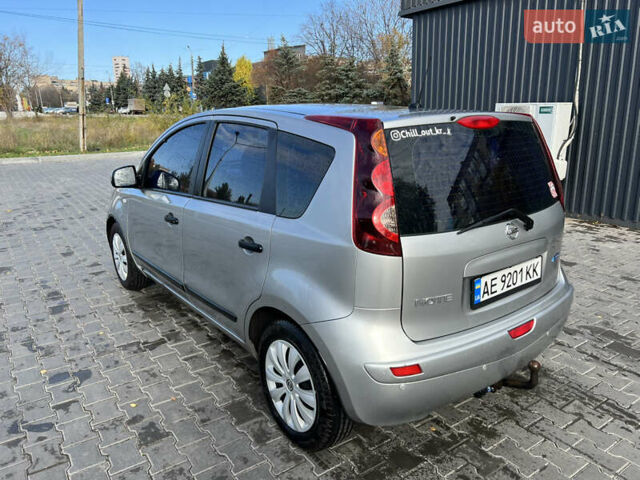 Ніссан Ноут 2010 у Кривому Розі на Automoto.ua Сірий Ніссан Ноут, об'ємом двигуна 1.39 л та пробігом 157 тис. км за 4500 $, фото 5 на Automoto.ua