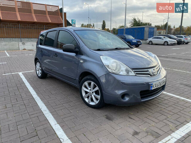 Серый Ниссан Ноут, объемом двигателя 1.46 л и пробегом 215 тыс. км за 5500 $, фото 1 на Automoto.ua
