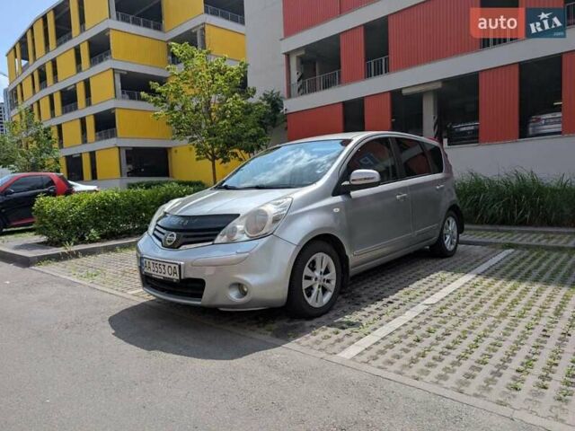 Серый Ниссан Ноут, объемом двигателя 1.6 л и пробегом 246 тыс. км за 6900 $, фото 5 на Automoto.ua