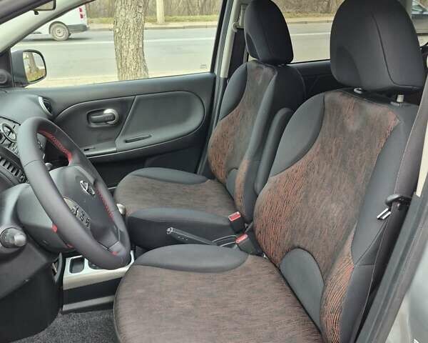 Серый Ниссан Ноут, объемом двигателя 1.4 л и пробегом 187 тыс. км за 6199 $, фото 13 на Automoto.ua