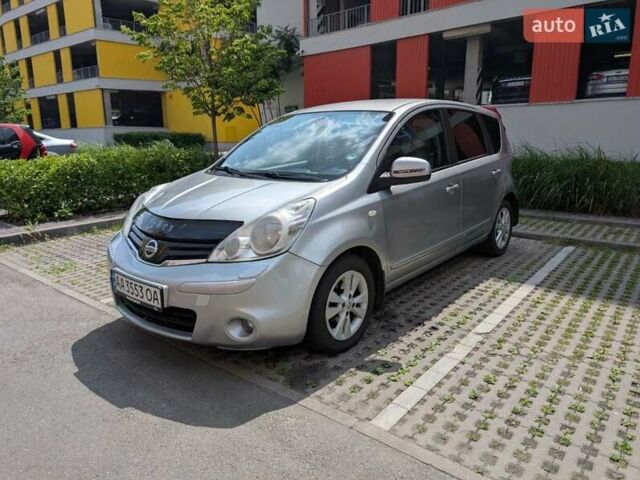 Серый Ниссан Ноут, объемом двигателя 1.6 л и пробегом 246 тыс. км за 6900 $, фото 1 на Automoto.ua