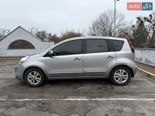 Сірий Ніссан Ноут, об'ємом двигуна 1.6 л та пробігом 166 тис. км за 6450 $, фото 6 на Automoto.ua