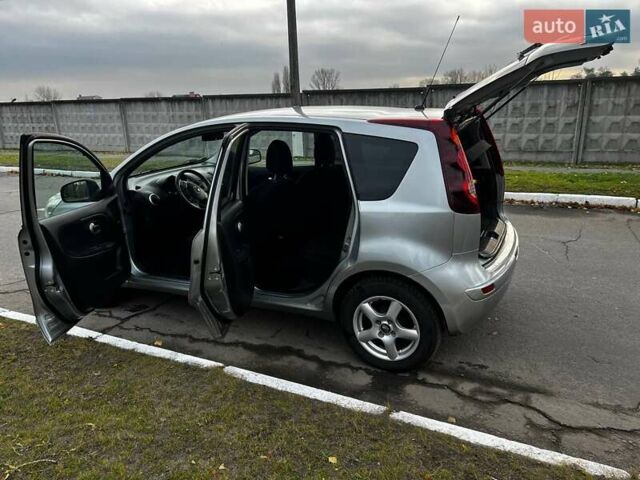 Сірий Ніссан Ноут, об'ємом двигуна 1.6 л та пробігом 159 тис. км за 6700 $, фото 44 на Automoto.ua