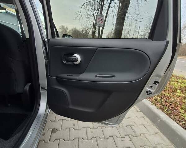 Серый Ниссан Ноут, объемом двигателя 1.4 л и пробегом 187 тыс. км за 5999 $, фото 23 на Automoto.ua