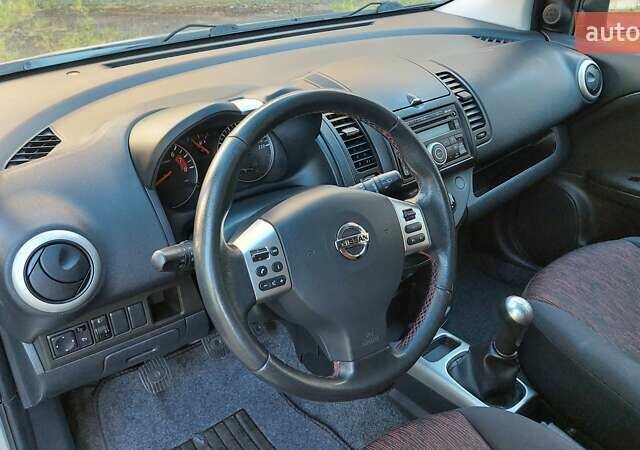 Сірий Ніссан Ноут, об'ємом двигуна 1.6 л та пробігом 183 тис. км за 5750 $, фото 22 на Automoto.ua