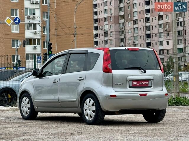 Сірий Ніссан Ноут, об'ємом двигуна 1.6 л та пробігом 181 тис. км за 6600 $, фото 7 на Automoto.ua