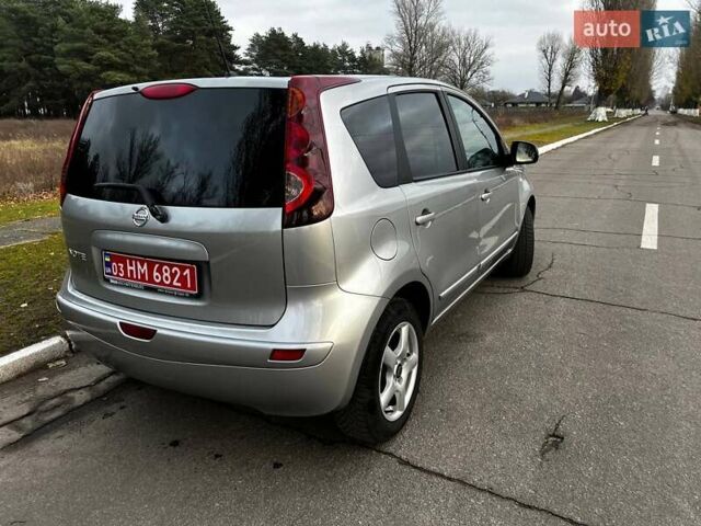 Сірий Ніссан Ноут, об'ємом двигуна 1.6 л та пробігом 159 тис. км за 6700 $, фото 7 на Automoto.ua